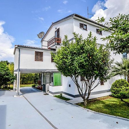Apartmani Andrea Pula Exterior foto