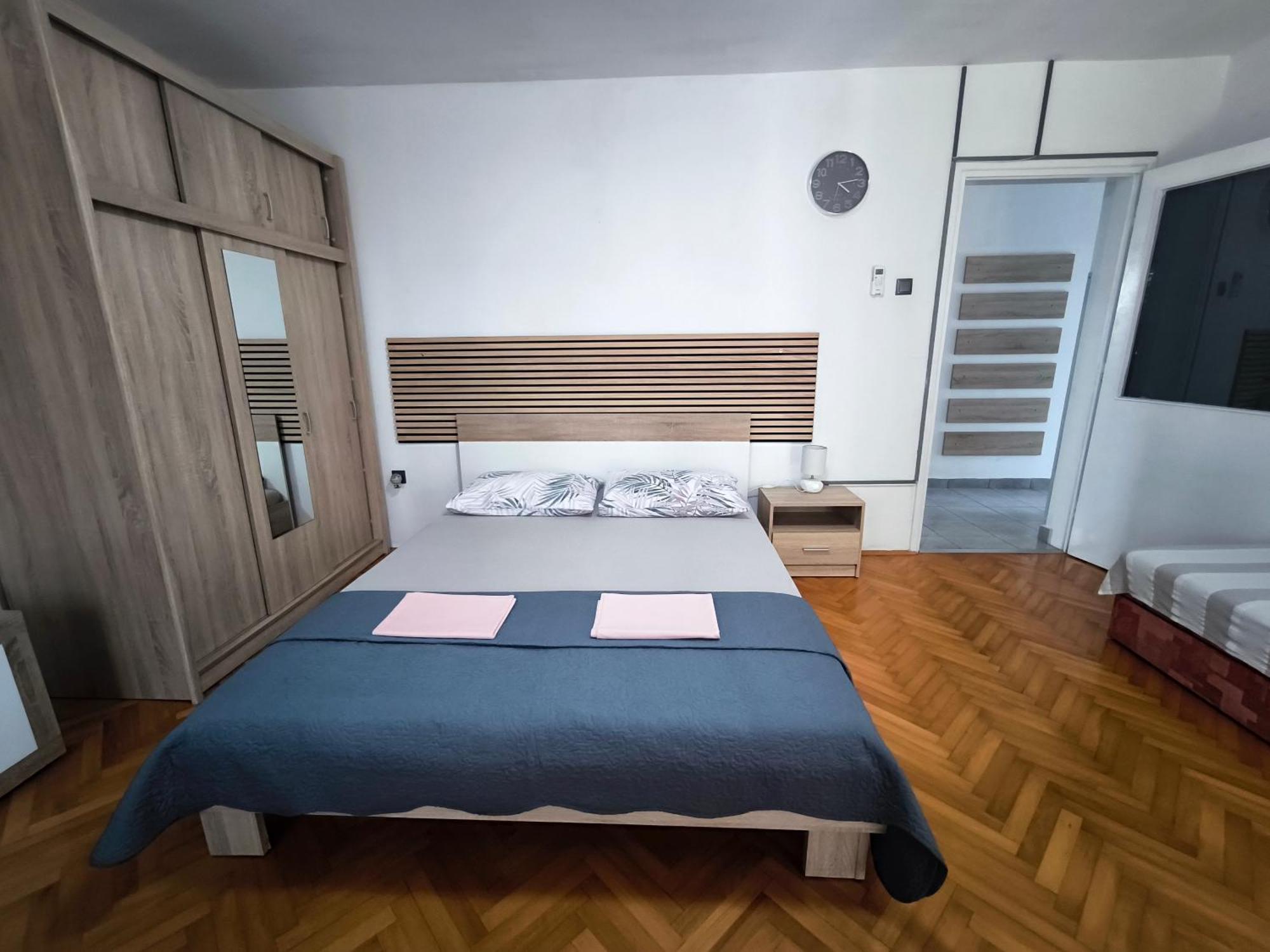 Apartmani Andrea Pula Cameră foto