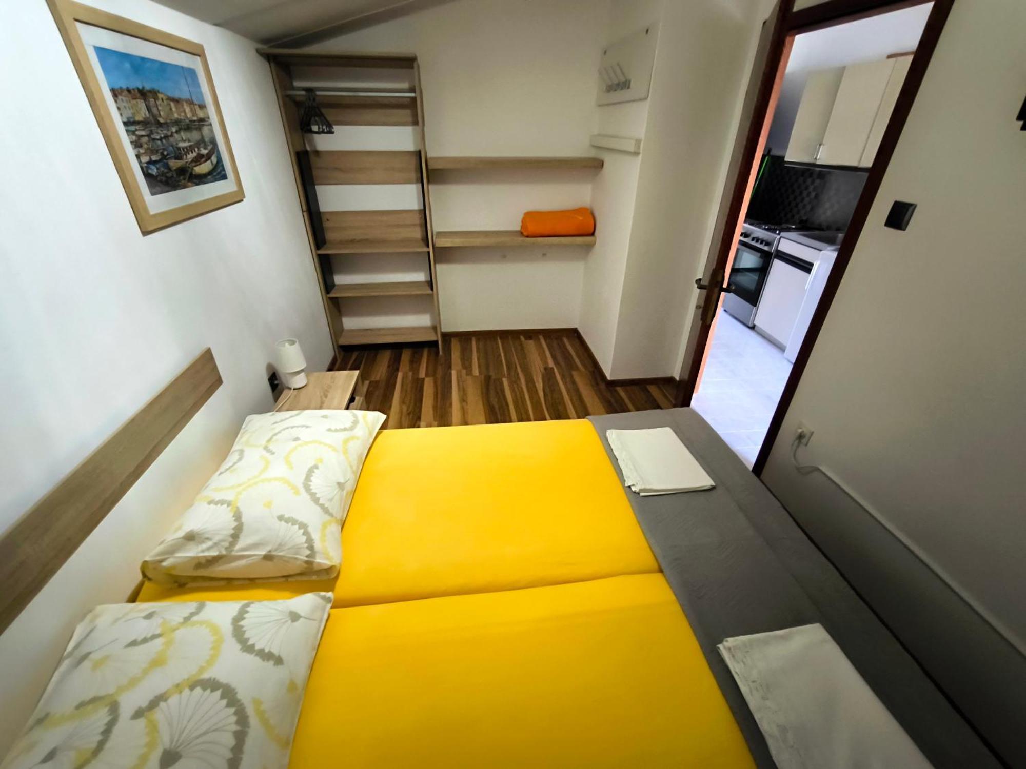 Apartmani Andrea Pula Cameră foto